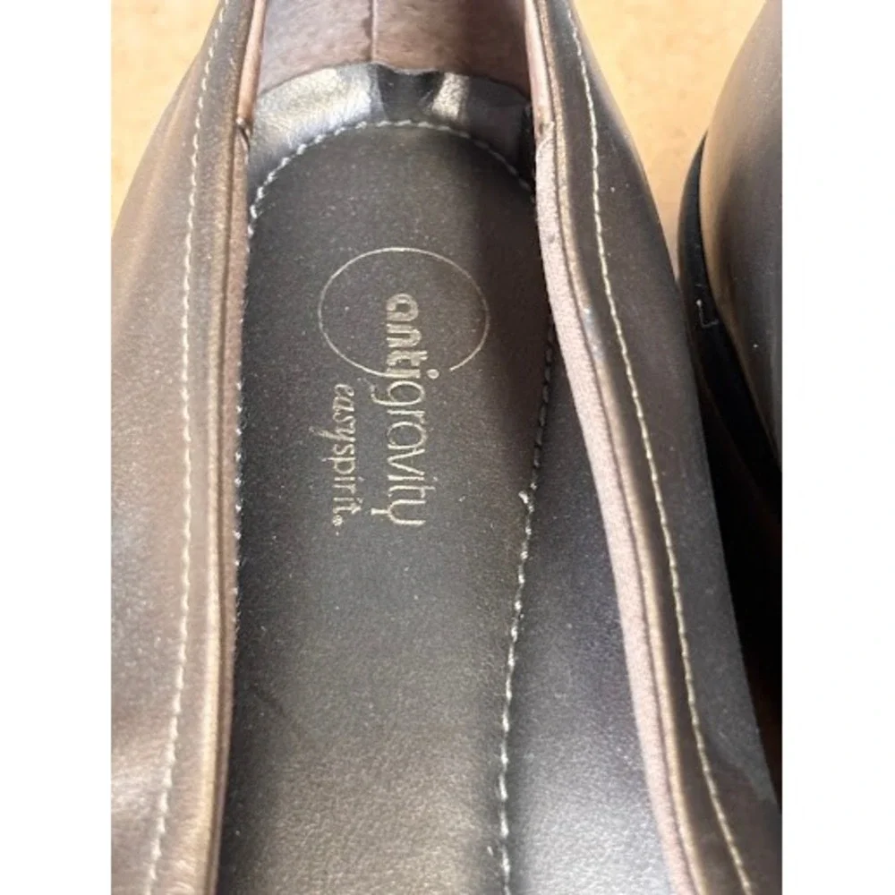 Easy Spirit Anti-Gravity Orrells Bronze Metallic Wedge Loafers Womens 8W Wide